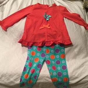 Le top Mismatched printed outfit worn once 12m